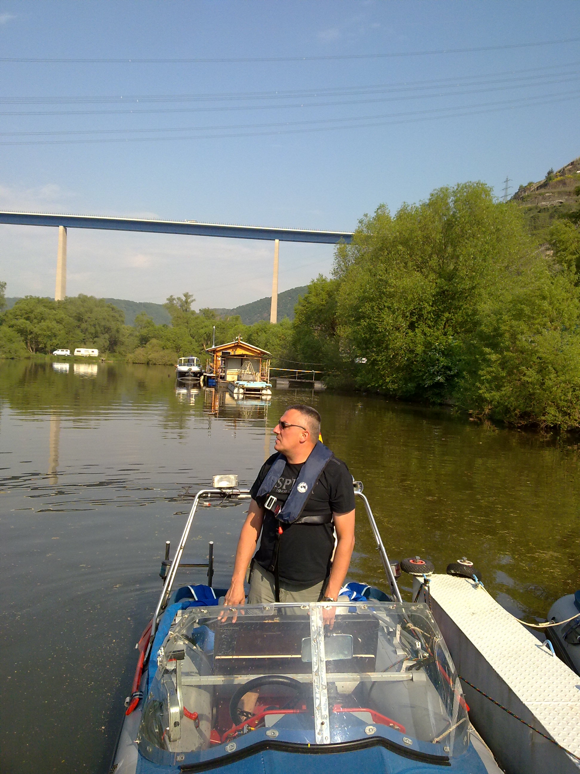 2011_04_22-25 Ostertreffen Winningen Mosel (12).jpg